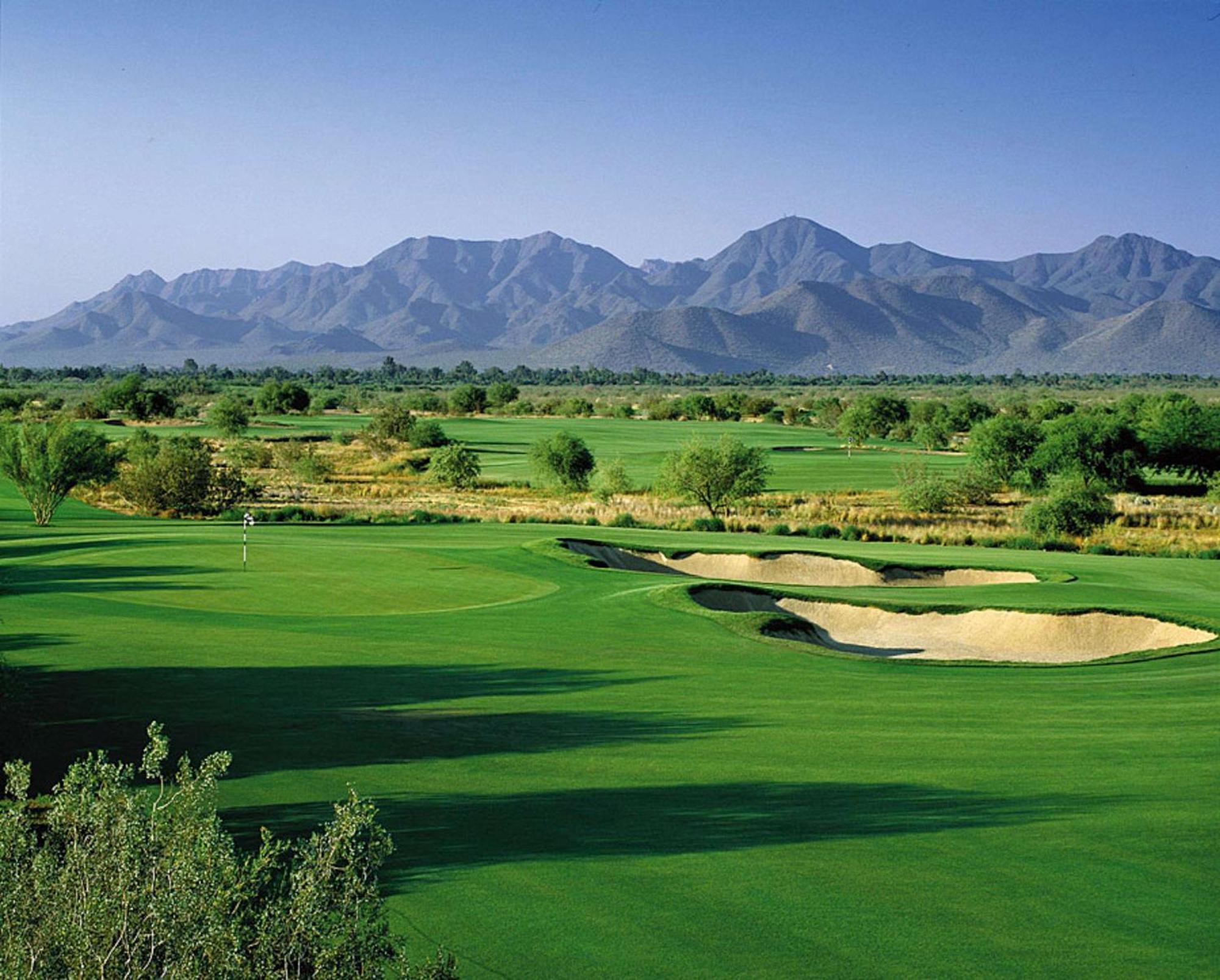 Hampton Inn & Suites Scottsdale At Talking Stick Extérieur photo