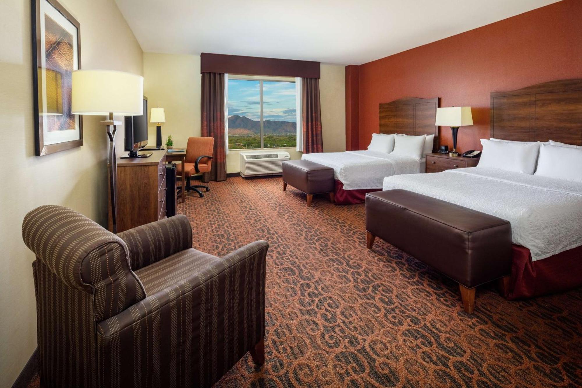 Hampton Inn & Suites Scottsdale At Talking Stick Extérieur photo