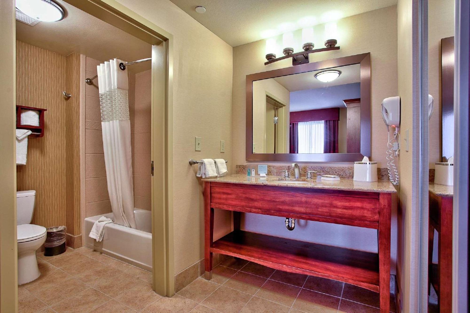 Hampton Inn & Suites Scottsdale At Talking Stick Extérieur photo